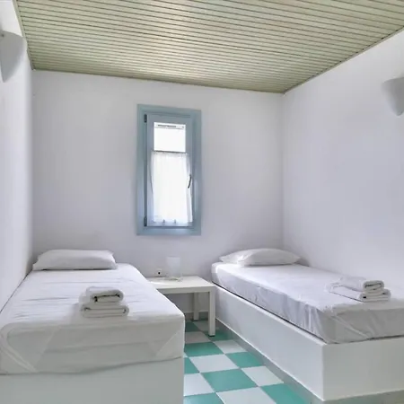 Santa Maria No11 In Paros *